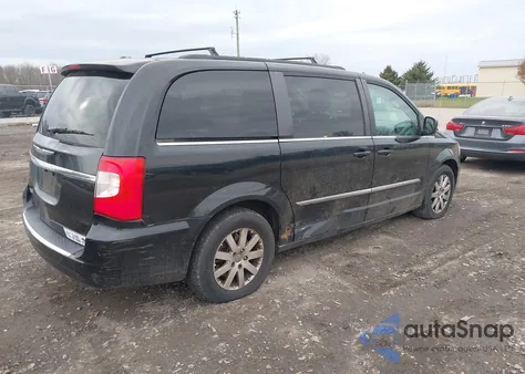 2016 Chrysler Town & Country Touring from USA, damaged, VIN 2C4RC1BG6GR294681
